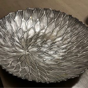 Decorative plate /bowl